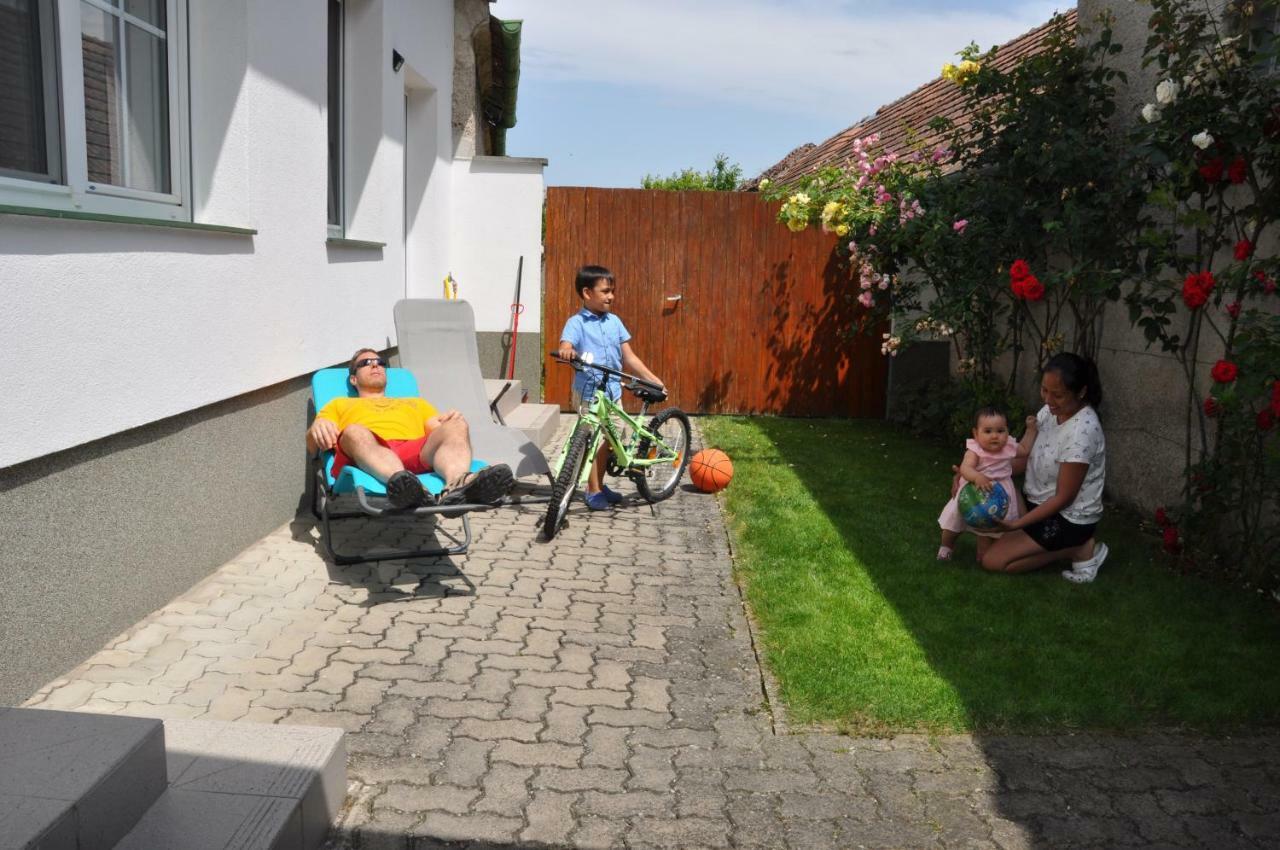 Ferienhaus Resi Illmitz Exteriér fotografie